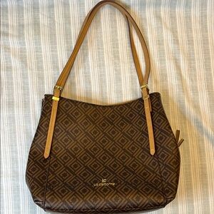 Liz Claiborne Brown Shoulder Bag with Elegant Design